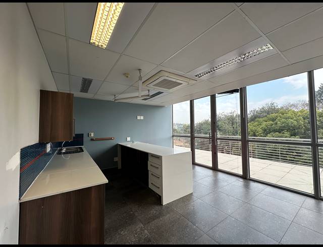 752.60M² OFFICE TO LET IN CENTURION CENTRAL